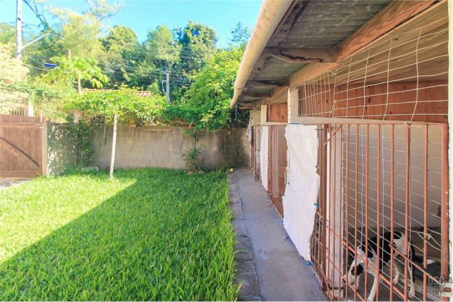 Imagem Casa com 3 Quartos à Venda, em Serraria - Porto Alegre Imagem Casa com 3 Quartos à Venda, em Serraria - Porto Alegre