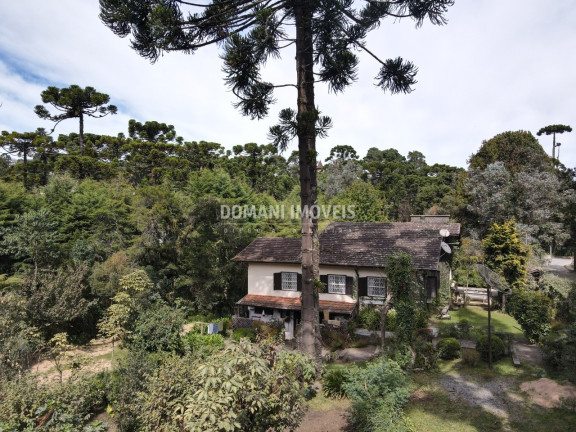 Imagem Casa com 4 Quartos à Venda, 210 m² em Região De Capivari - Campos Do Jordão Imagem Casa com 4 Quartos à Venda, 210 m² em Região De Capivari - Campos Do Jordão