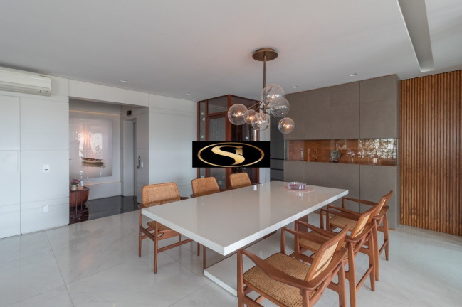 Imagem Apartamento com 4 Quartos à Venda, 340 m² em Pinheiros - São Paulo Imagem Apartamento com 4 Quartos à Venda, 340 m² em Pinheiros - São Paulo