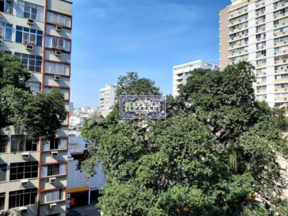 Imagem Apartamento com 3 Quartos à Venda, 134 m² em Laranjeiras - Rio De Janeiro Imagem Apartamento com 3 Quartos à Venda, 134 m² em Laranjeiras - Rio De Janeiro