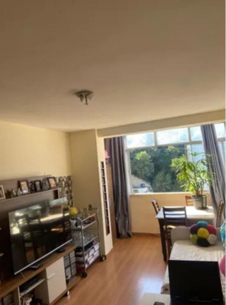 Imagem Imóvel com 1 Quarto à Venda, 43 m² em Centro - Niterói Imagem Imóvel com 1 Quarto à Venda, 43 m² em Centro - Niterói