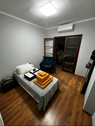 Imagem Casa com 4 Quartos à Venda, 235 m² em Vila Romana - São Paulo Imagem Casa com 4 Quartos à Venda, 235 m² em Vila Romana - São Paulo