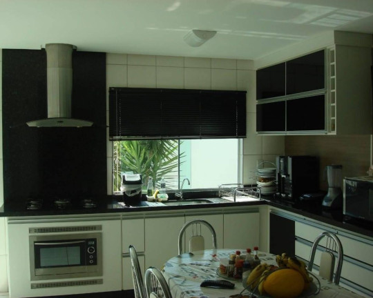 Imagem Imóvel com 3 Quartos à Venda, 250 m² em Vicente Pires - Vicente Pires Imagem Imóvel com 3 Quartos à Venda, 250 m² em Vicente Pires - Vicente Pires