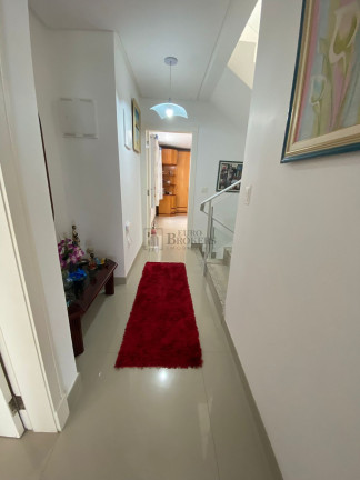 Imagem Sobrado com 3 Quartos à Venda, 252 m² em Centro - Balneário Camboriú Imagem Sobrado com 3 Quartos à Venda, 252 m² em Centro - Balneário Camboriú