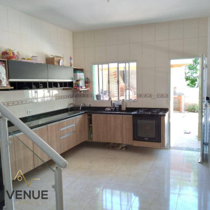 Imagem Sobrado com 3 Quartos à Venda, 231 m² em Atibaia Park I - Atibaia