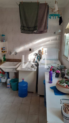 Imagem Sobrado com 3 Quartos à Venda, 300 m² em Jardim Vila Galvão - Guarulhos Imagem Sobrado com 3 Quartos à Venda, 300 m² em Jardim Vila Galvão - Guarulhos