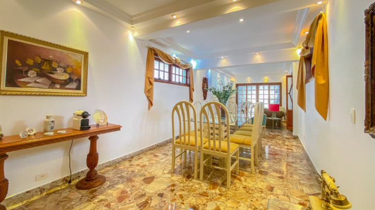 Imagem Casa com 5 Quartos à Venda, 275 m² em Cambuci - São Paulo Imagem Casa com 5 Quartos à Venda, 275 m² em Cambuci - São Paulo