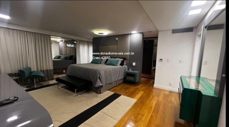 Imagem Apartamento com 3 Quartos à Venda, 316 m² em Agronômica - Florianópolis Imagem Apartamento com 3 Quartos à Venda, 316 m² em Agronômica - Florianópolis