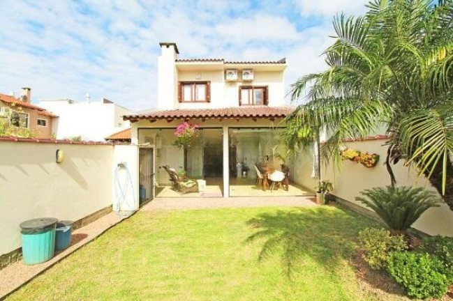 Imagem Casa com 3 Quartos à Venda, 192 m² em Passo Das Pedras - Porto Alegre Imagem Casa com 3 Quartos à Venda, 192 m² em Passo Das Pedras - Porto Alegre