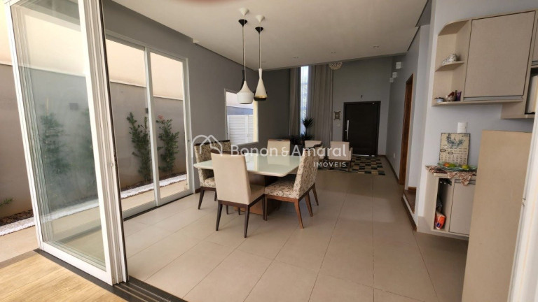 Imagem Casa de Condomínio com 3 Quartos à Venda, 360 m² em Swiss Park - Campinas Imagem Casa de Condomínio com 3 Quartos à Venda, 360 m² em Swiss Park - Campinas