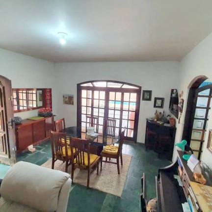 Imagem Casa com 3 Quartos à Venda, 350 m² em Estância Balneária Maria Helena Novaes - Peruíbe Imagem Casa com 3 Quartos à Venda, 350 m² em Estância Balneária Maria Helena Novaes - Peruíbe