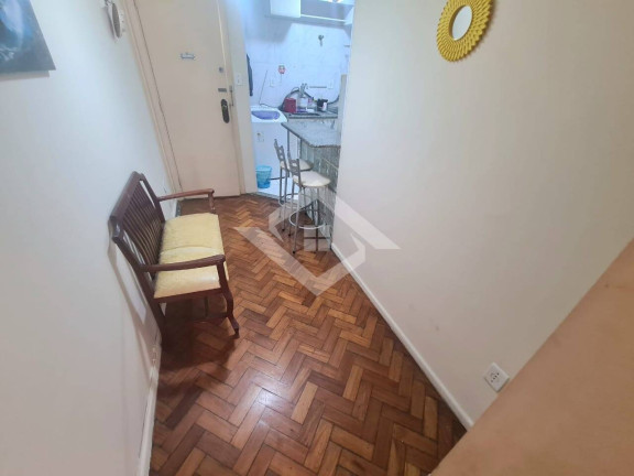 Imagem Apartamento com 1 Quarto à Venda, 30 m² em Copacabana - Rio De Janeiro Imagem Apartamento com 1 Quarto à Venda, 30 m² em Copacabana - Rio De Janeiro