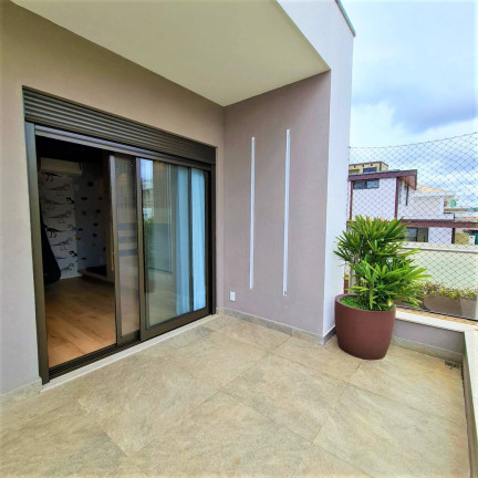 Imagem Casa com 3 Quartos à Venda, 329 m² em Loteamento Parque Dos Alecrins - Campinas