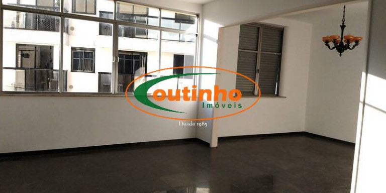 Imagem Apartamento com 5 Quartos à Venda, 294 m² em Tijuca - Rio De Janeiro Imagem Apartamento com 5 Quartos à Venda, 294 m² em Tijuca - Rio De Janeiro