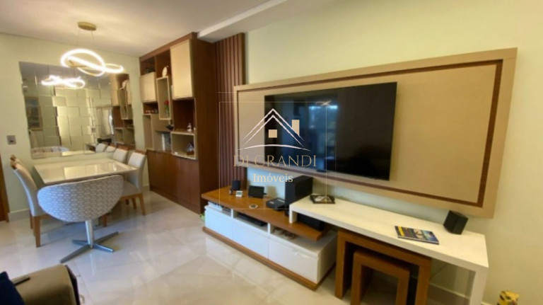 Imagem Imóvel com 2 Quartos à Venda, 83 m² em Taquaral - Campinas Imagem Imóvel com 2 Quartos à Venda, 83 m² em Taquaral - Campinas
