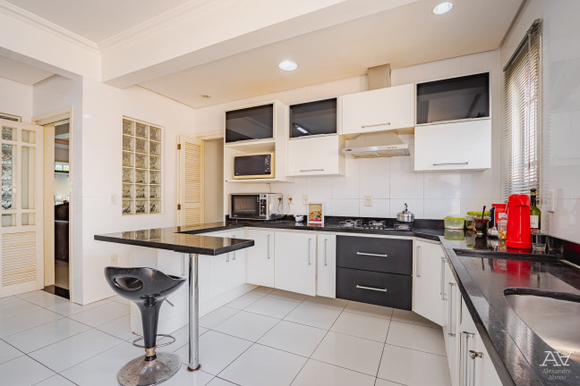 Imagem Casa com 4 Quartos à Venda, 194 m² em Moinhos De Vento - Canoas Imagem Casa com 4 Quartos à Venda, 194 m² em Moinhos De Vento - Canoas