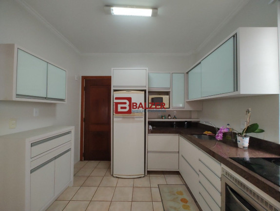 Imagem Apartamento com 3 Quartos à Venda, 117 m² em Centro - Florianópolis Imagem Apartamento com 3 Quartos à Venda, 117 m² em Centro - Florianópolis
