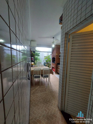 Imagem Casa com 4 Quartos à Venda, 228 m² em Embaré - Santos Imagem Casa com 4 Quartos à Venda, 228 m² em Embaré - Santos