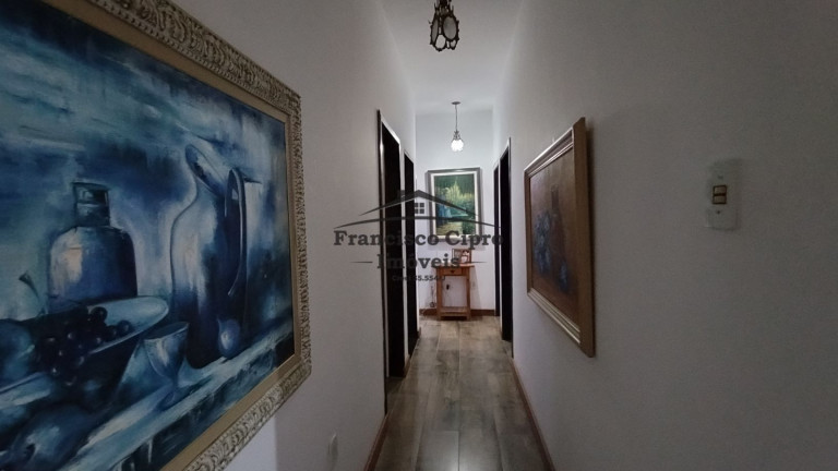Imagem Casa com 4 Quartos à Venda, 550 m² em Belveder Clube Dos 500 - Guaratinguetá Imagem Casa com 4 Quartos à Venda, 550 m² em Belveder Clube Dos 500 - Guaratinguetá
