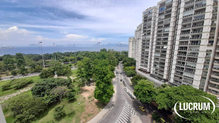Imagem Imóvel com 1 Quarto à Venda, 26 m² em Flamengo - Rio De Janeiro Imagem Imóvel com 1 Quarto à Venda, 26 m² em Flamengo - Rio De Janeiro