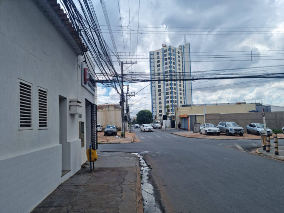Imagem Casa com 2 Quartos à Venda, 380 m² em Cuiabá Imagem Casa com 2 Quartos à Venda, 380 m² em Cuiabá