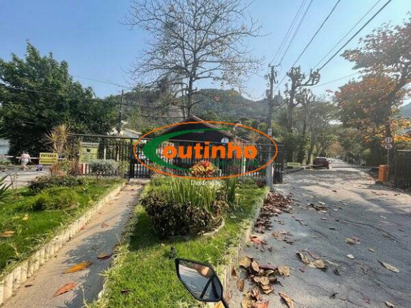 Imagem Casa com 4 Quartos à Venda, 400 m² em Barra Da Tijuca - Rio De Janeiro Imagem Casa com 4 Quartos à Venda, 400 m² em Barra Da Tijuca - Rio De Janeiro