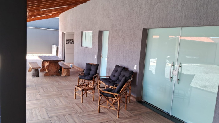 Imagem Imóvel com 2 Quartos à Venda, 216 m² em Bairro Dos Pires - Limeira Imagem Imóvel com 2 Quartos à Venda, 216 m² em Bairro Dos Pires - Limeira