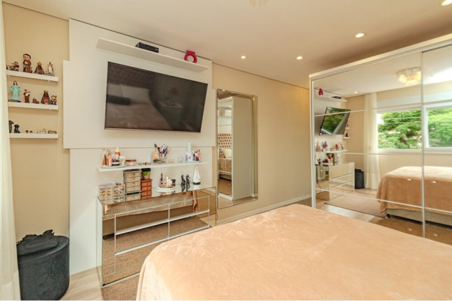 Imagem Apartamento com 2 Quartos à Venda, 74 m² em Cristo Redentor - Porto Alegre Imagem Apartamento com 2 Quartos à Venda, 74 m² em Cristo Redentor - Porto Alegre
