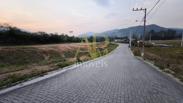 Imagem Terreno à Venda, 1.525 m² em Forquilhas - São José Imagem Terreno à Venda, 1.525 m² em Forquilhas - São José
