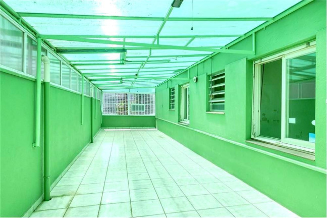 Imagem Imóvel com 4 Quartos à Venda, 147 m² em Independência - Porto Alegre Imagem Imóvel com 4 Quartos à Venda, 147 m² em Independência - Porto Alegre
