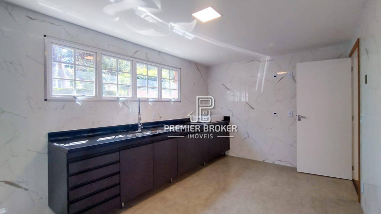 Imagem Casa com 4 Quartos à Venda, 263 m² em Iucas - Teresópolis Imagem Casa com 4 Quartos à Venda, 263 m² em Iucas - Teresópolis