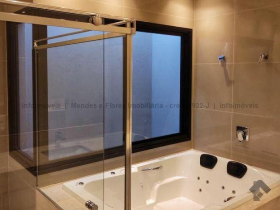 Imagem Sobrado com 4 Quartos à Venda, 355 m² em Coronel Antonino - Campo Grande