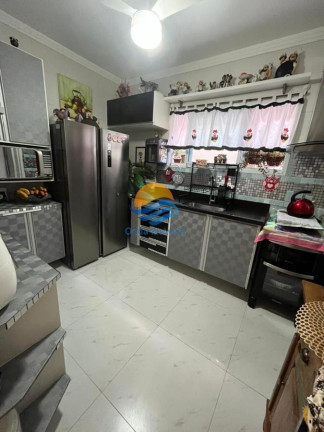 Imagem Casa de Condomínio com 2 Quartos à Venda, 127 m² em Marapé - Santos