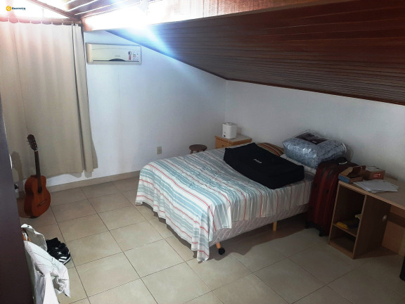 Imagem Casa com 6 Quartos à Venda, 391 m² em Carvoeira - Florianópolis Imagem Casa com 6 Quartos à Venda, 391 m² em Carvoeira - Florianópolis
