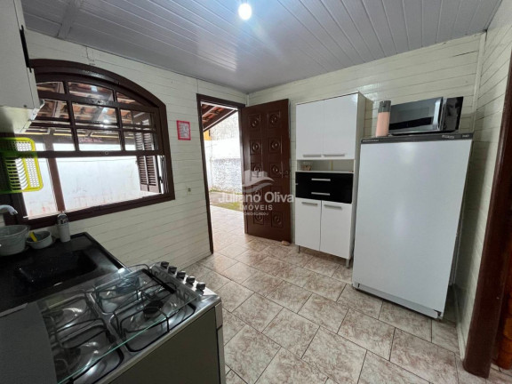Imagem Casa com 3 Quartos à Venda, 90 m² em Barra Do Sai - Itapoá