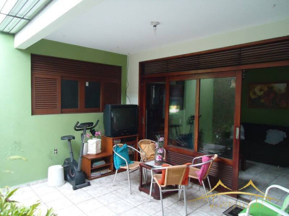 Imagem Casa com 4 Quartos à Venda, 300 m² em Lagoa Nova - Natal