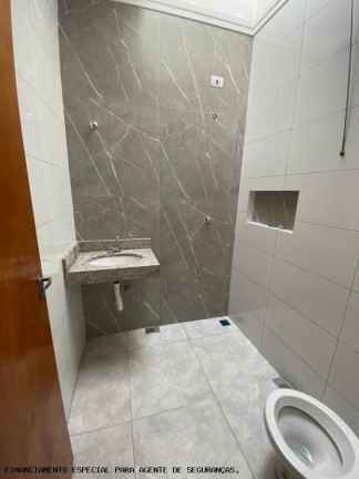 Imagem Casa com 2 Quartos à Venda, 65 m² em Lebron - Sarandi Imagem Casa com 2 Quartos à Venda, 65 m² em Lebron - Sarandi