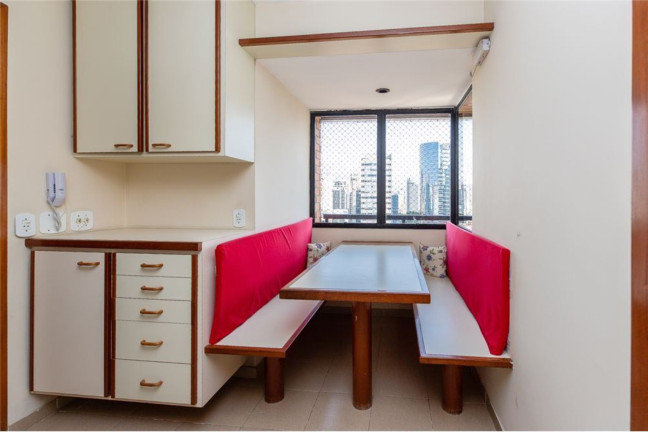 Imagem Apartamento com 4 Quartos à Venda, 204 m² em Itaim Bibi - São Paulo Imagem Apartamento com 4 Quartos à Venda, 204 m² em Itaim Bibi - São Paulo