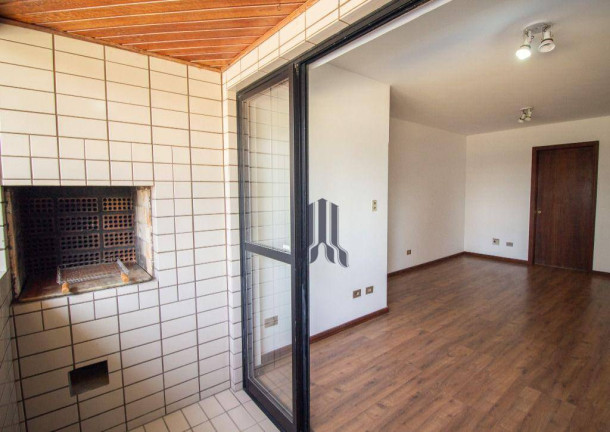 Imagem Apartamento com 4 Quartos à Venda, 106 m² em Cabral - Curitiba Imagem Apartamento com 4 Quartos à Venda, 106 m² em Cabral - Curitiba