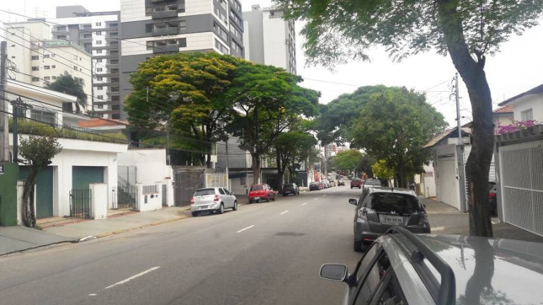Imagem Casa com 3 Quartos para Alugar, 260 m² em Campo Belo - São Paulo