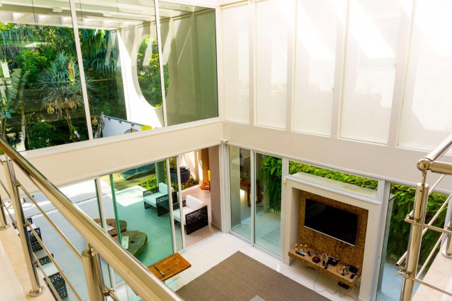Imagem Casa com 6 Quartos à Venda, em Riviera - Bertioga Imagem Casa com 6 Quartos à Venda, em Riviera - Bertioga