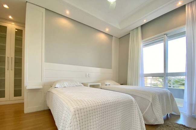 Imagem Casa de Condomínio com 4 Quartos à Venda, 225 m² em Santo Antonio - Capão Da Canoa