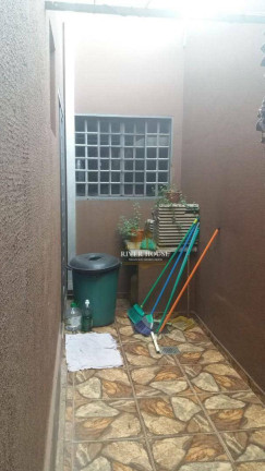 Imagem Casa com 4 Quartos à Venda, 240 m² em Cpa I - Cuiabá