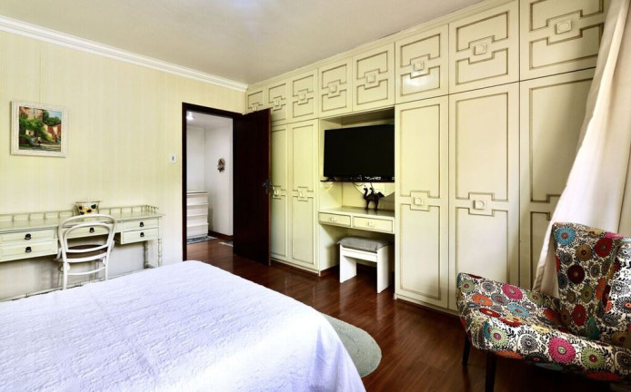Imagem Casa com 3 Quartos à Venda, 459 m² em Cristal - Porto Alegre Imagem Casa com 3 Quartos à Venda, 459 m² em Cristal - Porto Alegre