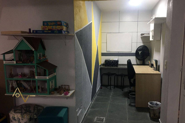 Imagem Sobrado com 4 Quartos à Venda, 260 m² em Jardim Guairaca - São Paulo Imagem Sobrado com 4 Quartos à Venda, 260 m² em Jardim Guairaca - São Paulo