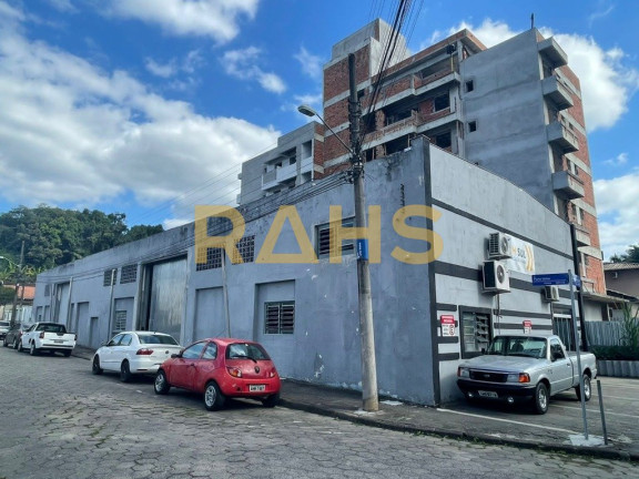 Imagem Galpão à Venda, 580 m² em Floresta - Joinville Imagem Galpão à Venda, 580 m² em Floresta - Joinville