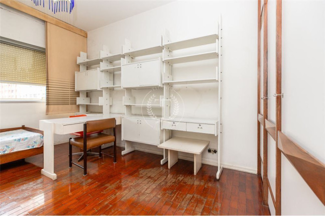 Imagem Apartamento com 3 Quartos à Venda, 213 m² em Cerqueira César - São Paulo Imagem Apartamento com 3 Quartos à Venda, 213 m² em Cerqueira César - São Paulo
