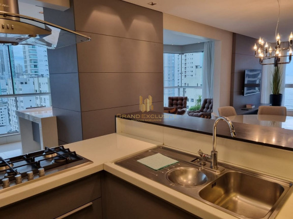 Imagem Apartamento com 3 Quartos à Venda, 152 m² em Centro - Balneário Camboriú Imagem Apartamento com 3 Quartos à Venda, 152 m² em Centro - Balneário Camboriú