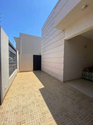Imagem Casa com 3 Quartos à Venda, 200 m² em Centro - Guararapes Imagem Casa com 3 Quartos à Venda, 200 m² em Centro - Guararapes