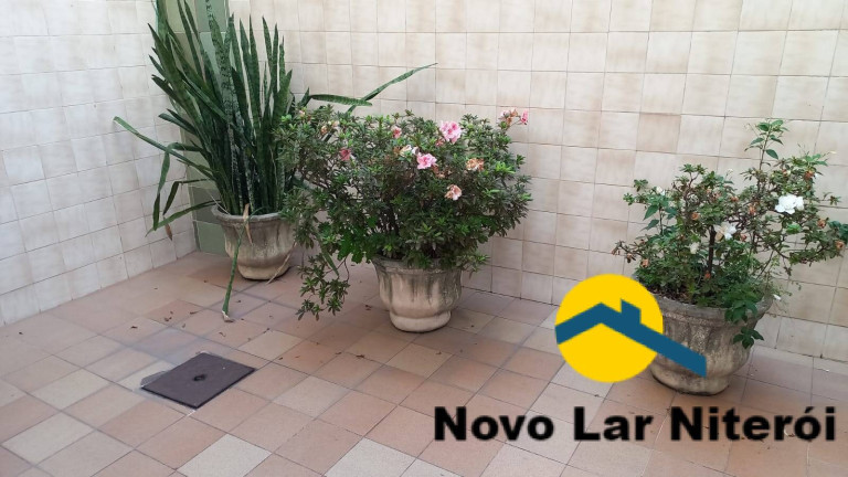 Imagem Casa com 5 Quartos à Venda, 214 m² em Centro - Niterói